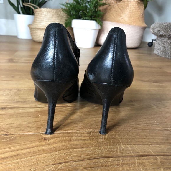 Nine West asymmetrical black heel - Picture 5 of 5